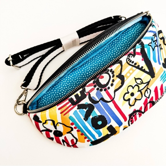 NWT Brighton Graffiti Love Cross Body Belt bag. - Picture 2 of 6
